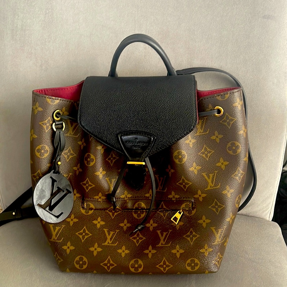 Louis Vuitton MONTSOURIS PM